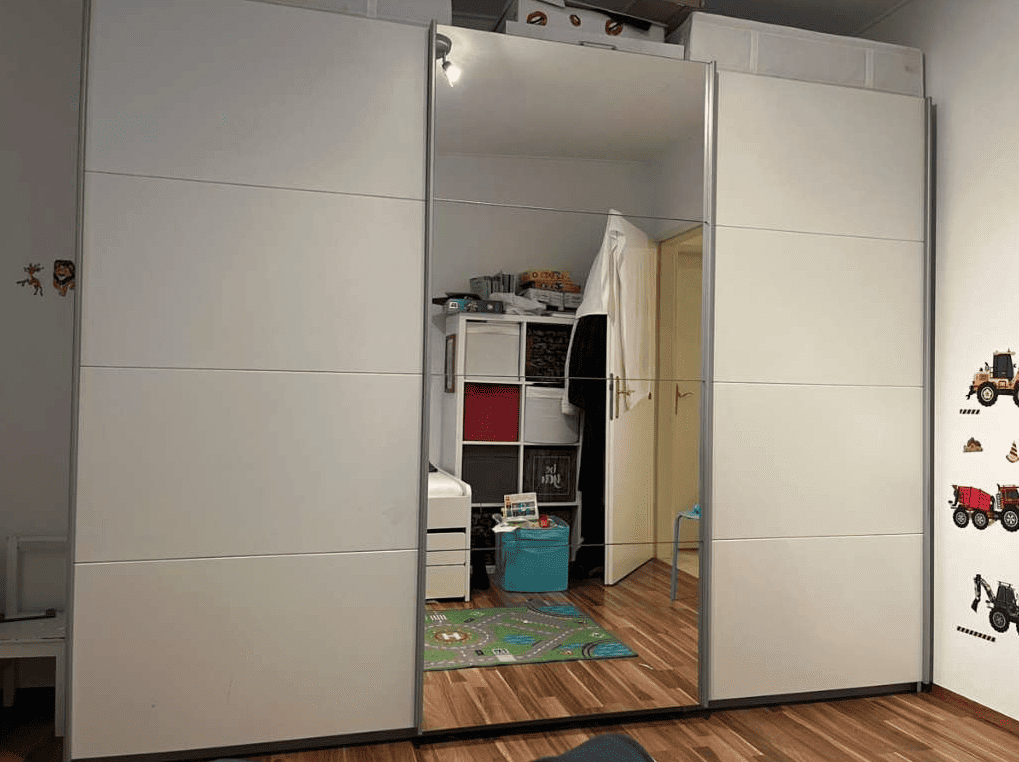 Ikea Pax tolóajtós szekrény